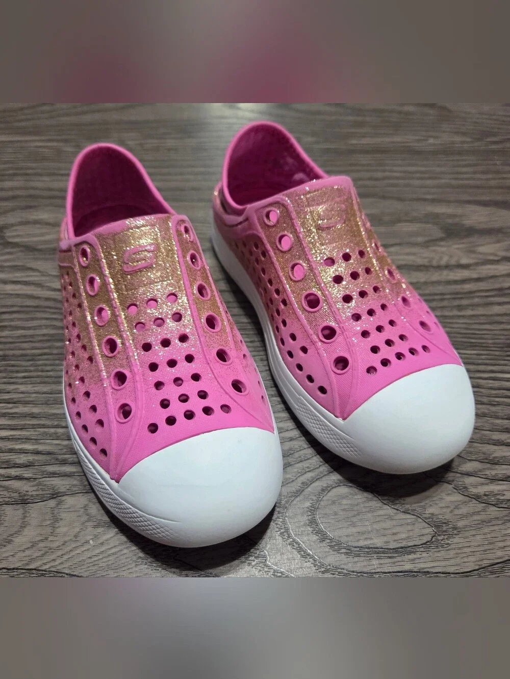 11c - Skechers Pink Glitter Slip-On Water Shoes with White Toe